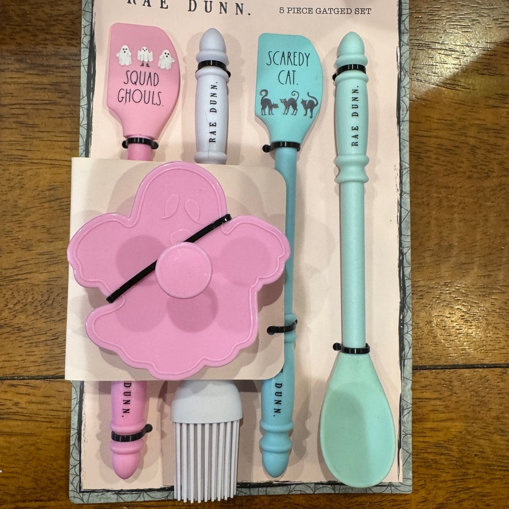 Rae Dunn Halloween Kitchen Tool Set - Pink, White, Blue